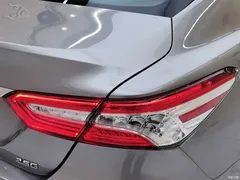 2021 Toyota Camry 2.5G Luxury — фото 23