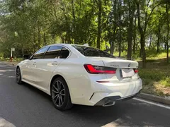 2022 BMW 3 Series 325Li M Sport, белый — фото 11