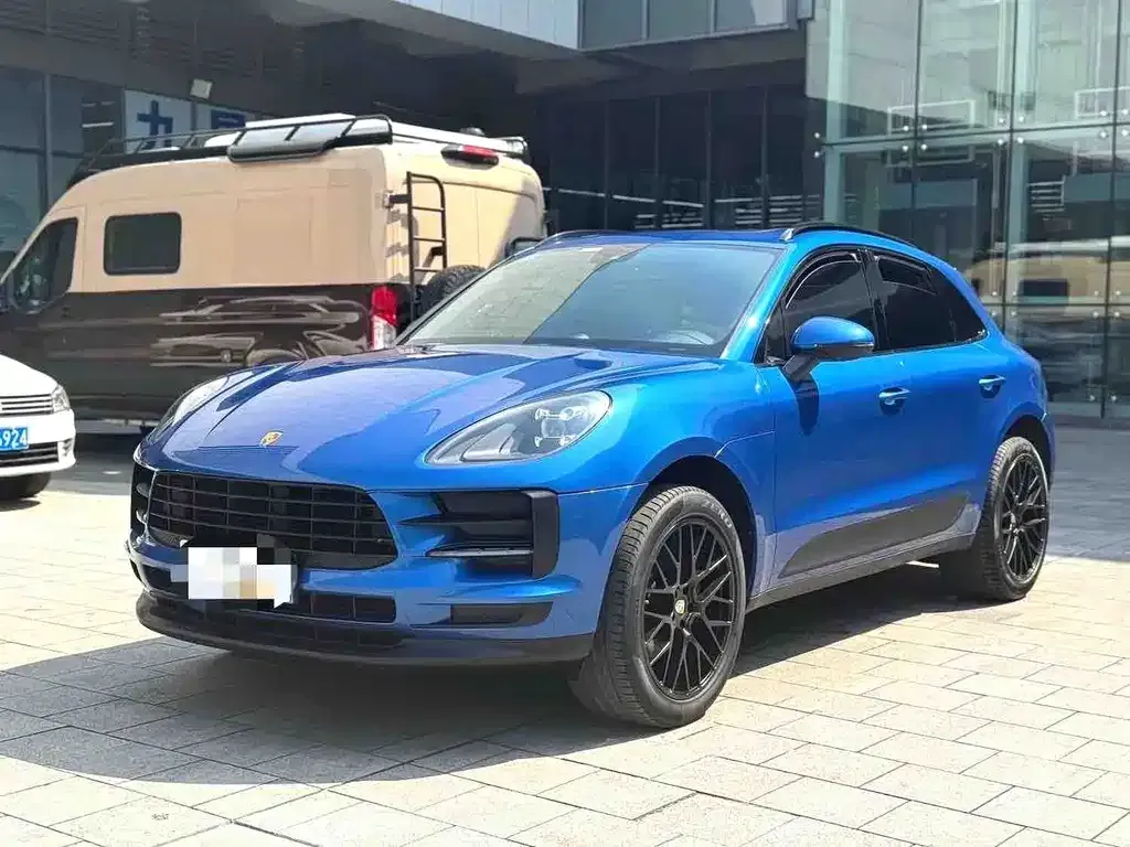 2020 Porsche Macan 2.0T