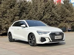 2023 Audi A3 Sportback 35 TFSI Fashion Sport, белый — фото 3