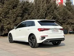 2023 Audi A3 Sportback 35 TFSI Fashion Sport, белый — фото 6