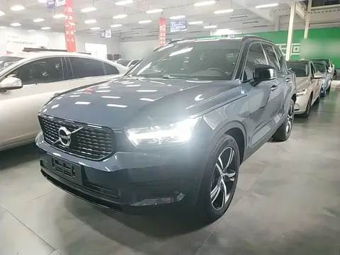 2022 Volvo XC40 T4 4WD Sport