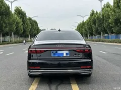2023 Audi A8 A8L 50 TFSI quattro Premium Selection — фото 9