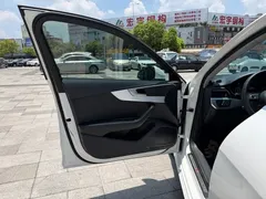 2020 Audi A4L 40 TFSI, белый — фото 12