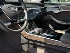 2021 Audi A8 A8L 55 TFSI quattro premium type — фото 10