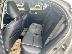 2020 Lexus CT CT200h Elite Monochrome — фото 6
