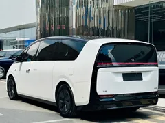 2025 Li Auto MEGA Home, белый — фото 4