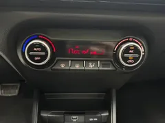 2021 Kia Yipao 1.4L CVT Sunroof, белый — фото 11