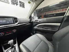 2021 Kia Yipao 1.4L CVT Sunroof, белый — фото 13