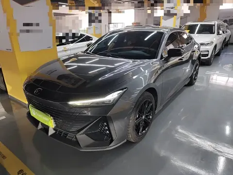 2023 Changan UNI-V iDD PHEV 1.5T 113km