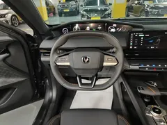 2023 Changan UNI-V iDD PHEV 1.5T 113km — фото 11