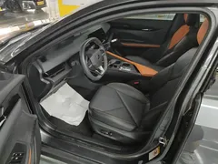 2023 Changan UNI-V iDD PHEV 1.5T 113km — фото 15