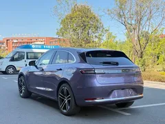 2025 Aito M5 4WD — фото 10