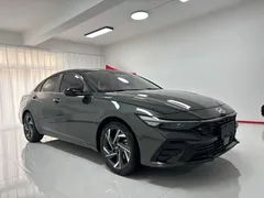 2023 Hyundai Elantra 1.5L CVT TOP Flagship — фото 3