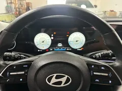 2023 Hyundai Elantra 1.5L CVT TOP Flagship — фото 10