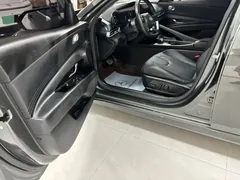 2023 Hyundai Elantra 1.5L CVT TOP Flagship — фото 18