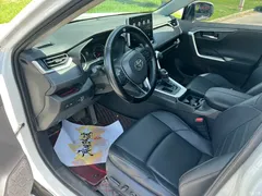 2022 Toyota Wildlander 2.0L CVT 2WD Luxury — фото 4