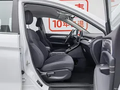 2021 Haval M6 PLUS 1.5T DCT Elite Intelligent Connected Model, белый — фото 23
