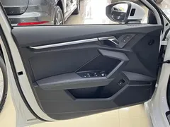 2023 Audi A3L Limousine 35 TFSI, белый — фото 13