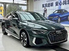 2023 Audi A3L Limousine 35 TFSI, зелёный — фото 3