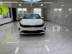 2023 Kia Cerato 1.5L CVT Luxury, белый — фото 2