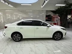 2023 Kia Cerato 1.5L CVT Luxury, белый — фото 8