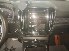 2021 Volvo XC40 T4 4WD Sport, белый — фото 13