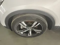 2021 Volvo XC40 T4 4WD Sport, белый — фото 23