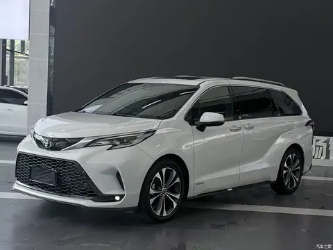 2023 Toyota Granvia 2.5L Hybrid flagship VIP