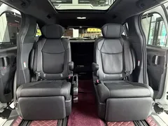 2023 Toyota Granvia 2.5L Hybrid flagship VIP — фото 11