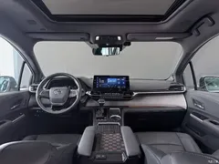 2023 Toyota Granvia 2.5L Hybrid flagship VIP — фото 12