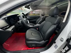 2021 Hyundai Mingtu 1.8L CVT LUX Premium — фото 12