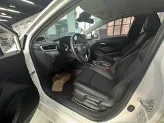 2021 Toyota Corolla 1.2T S-CVT Pioneer, белый — фото 9