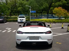 2020 Porsche 718 Boxster 2.0T, белый — фото 6