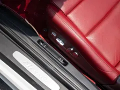 2020 Porsche 718 Boxster 2.0T, белый — фото 10