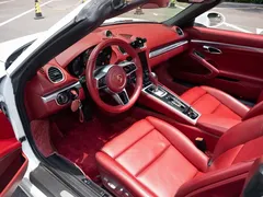 2020 Porsche 718 Boxster 2.0T, белый — фото 15