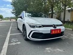 2023 Volkswagen Golf 280TSI DSG R-Line, белый — фото 3
