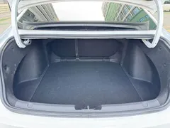 2021 Geely Preface 2.0TD Premium, белый — фото 29