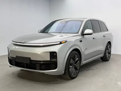 2023 Li Auto L8