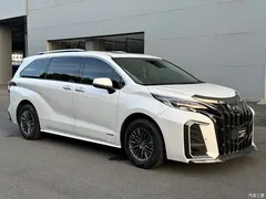2023 Toyota Sienna 2.5L Hybrid Comfort — фото 3