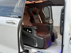 2023 Toyota Sienna 2.5L Hybrid Comfort — фото 6