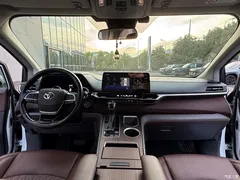 2023 Toyota Sienna 2.5L Hybrid Comfort — фото 10