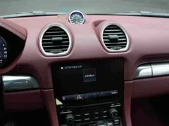 2022 Porsche 718 Cayman 2.0T, белый — фото 9