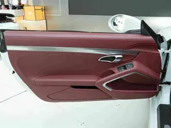 2022 Porsche 718 Cayman 2.0T, белый — фото 13