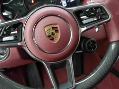2022 Porsche 718 Cayman 2.0T, белый — фото 14