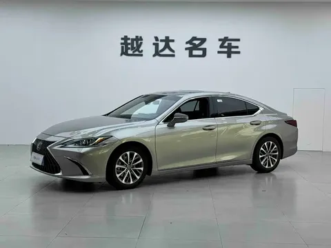 2020 Lexus ES 260