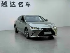 2020 Lexus ES 260 — фото 5