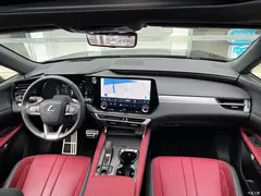 2023 Lexus RX 500h 4WD F SPORT Performance — фото 6