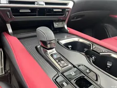 2023 Lexus RX 500h 4WD F SPORT Performance — фото 12