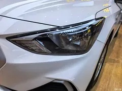 2020 Hyundai Yuedong 1.6L AT GL is pleasing to the eye — фото 12